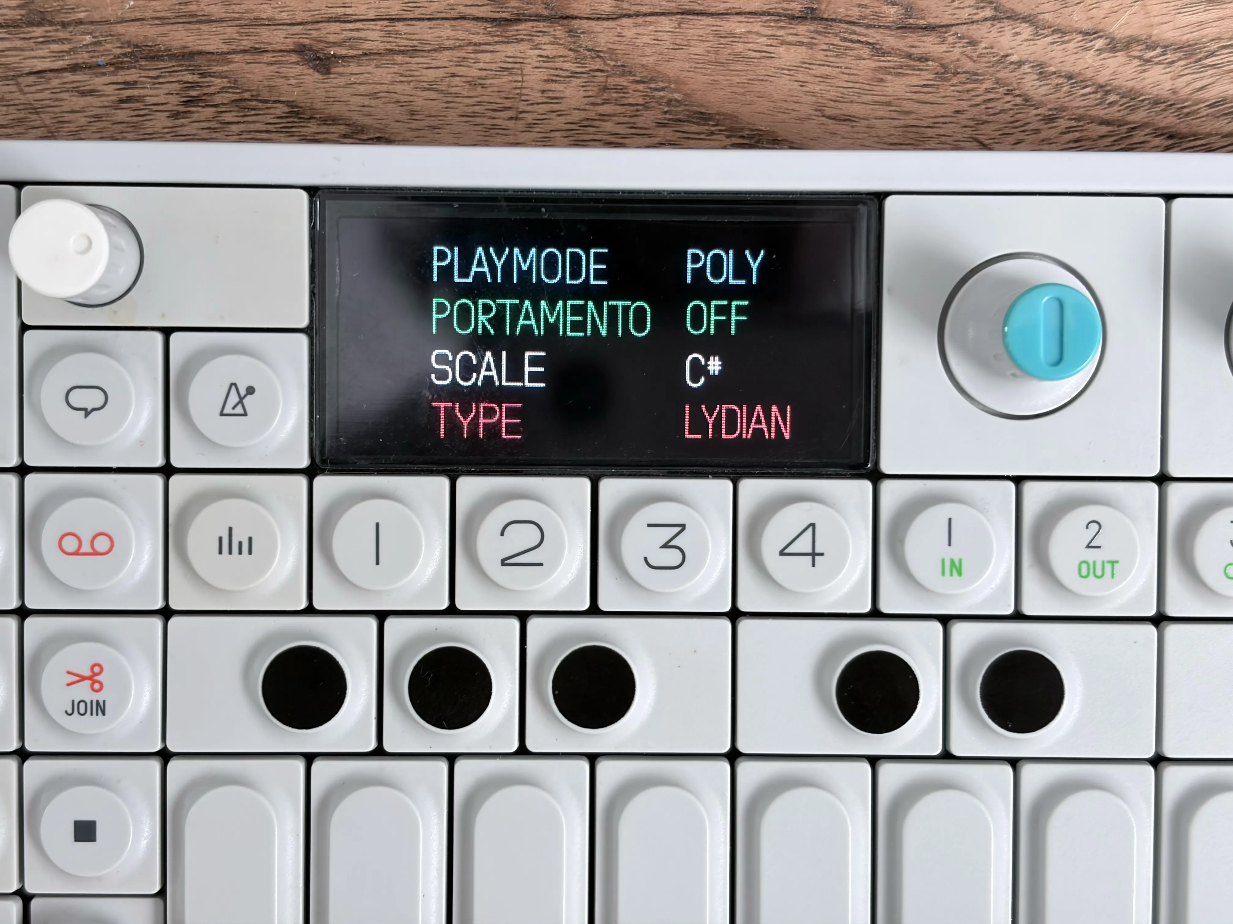 OP-1 screen showing the scale-quantization mod (Scale C#, Type Lydian)
